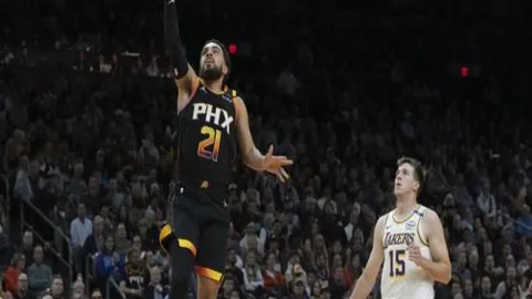 篮球壁纸精选：炫酷画面与篮球训练技巧汇编